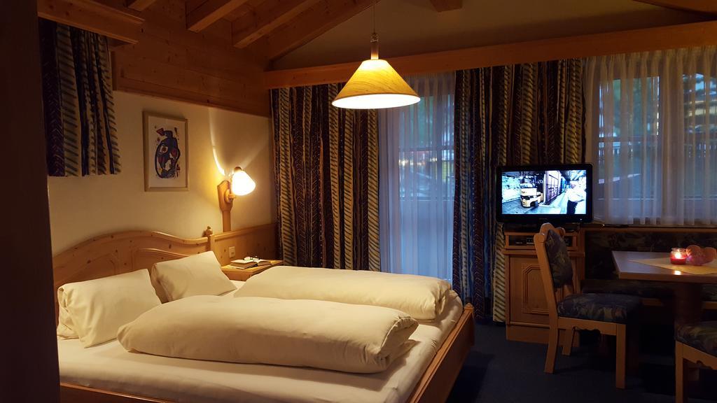 Hotel Camona & Apart Walserhof ザムナウン エクステリア 写真