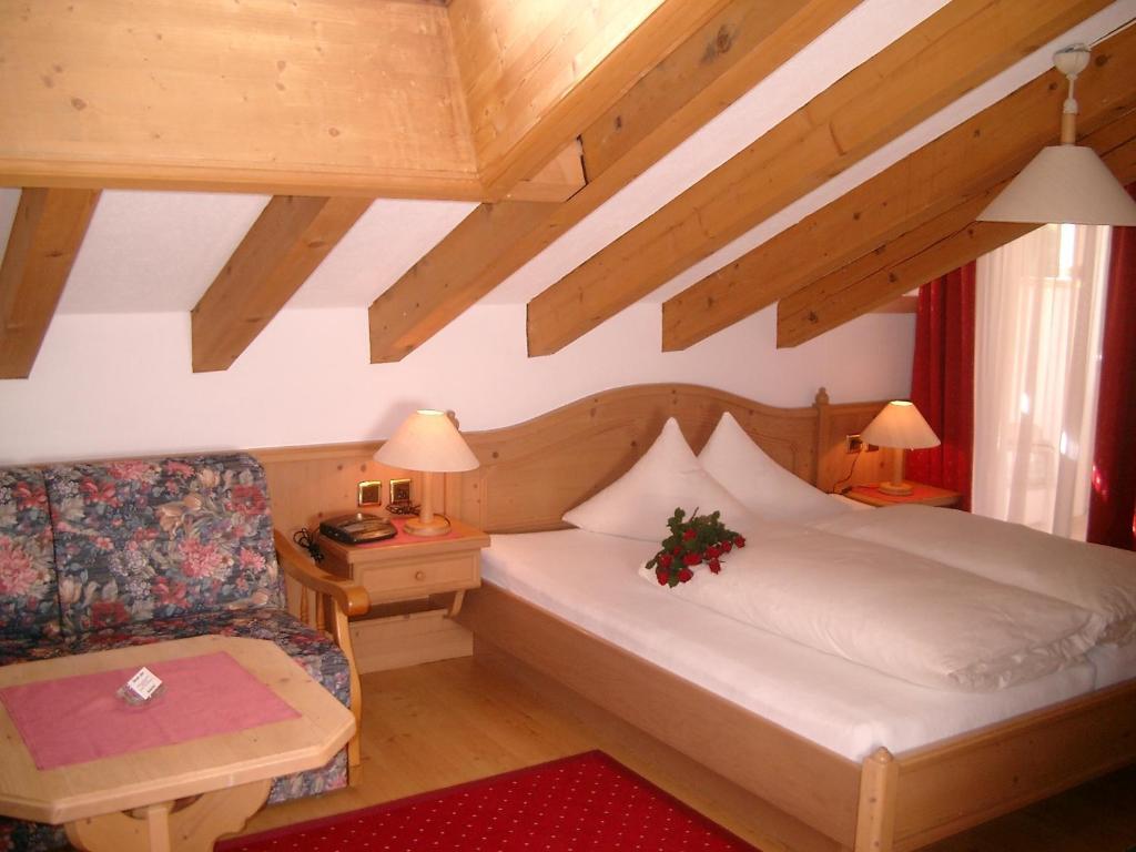 Hotel Camona & Apart Walserhof ザムナウン 部屋 写真