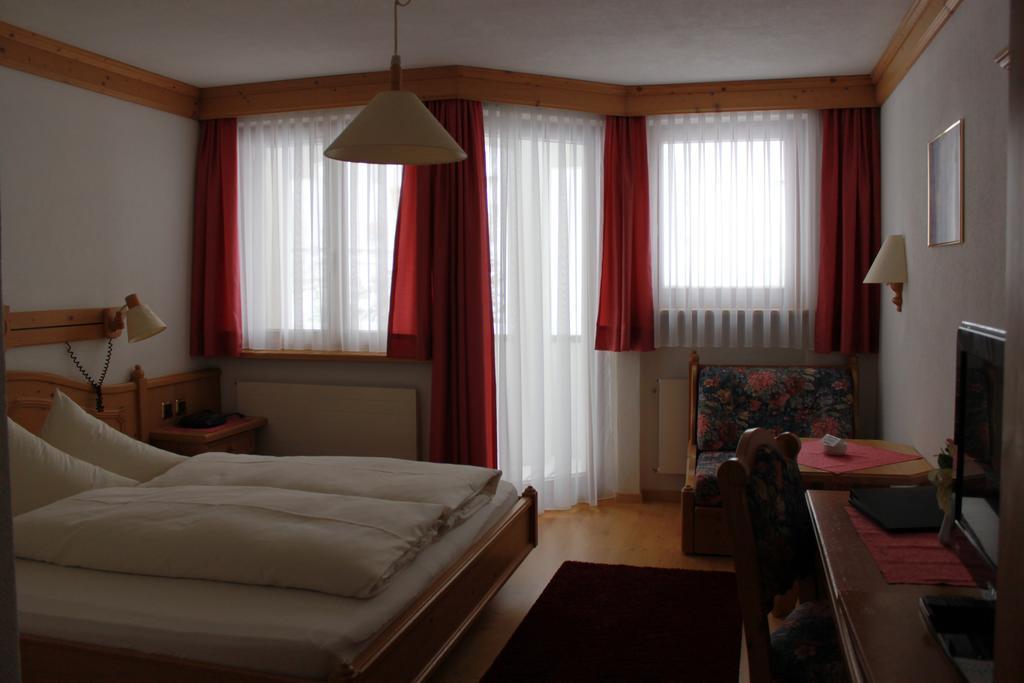 Hotel Camona & Apart Walserhof ザムナウン エクステリア 写真