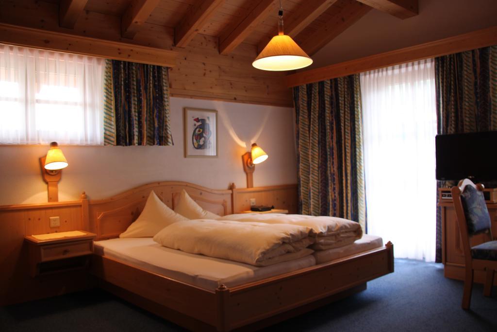 Hotel Camona & Apart Walserhof ザムナウン エクステリア 写真