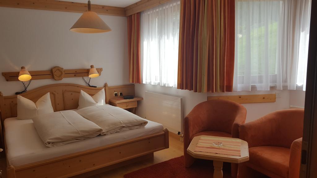 Hotel Camona & Apart Walserhof ザムナウン エクステリア 写真