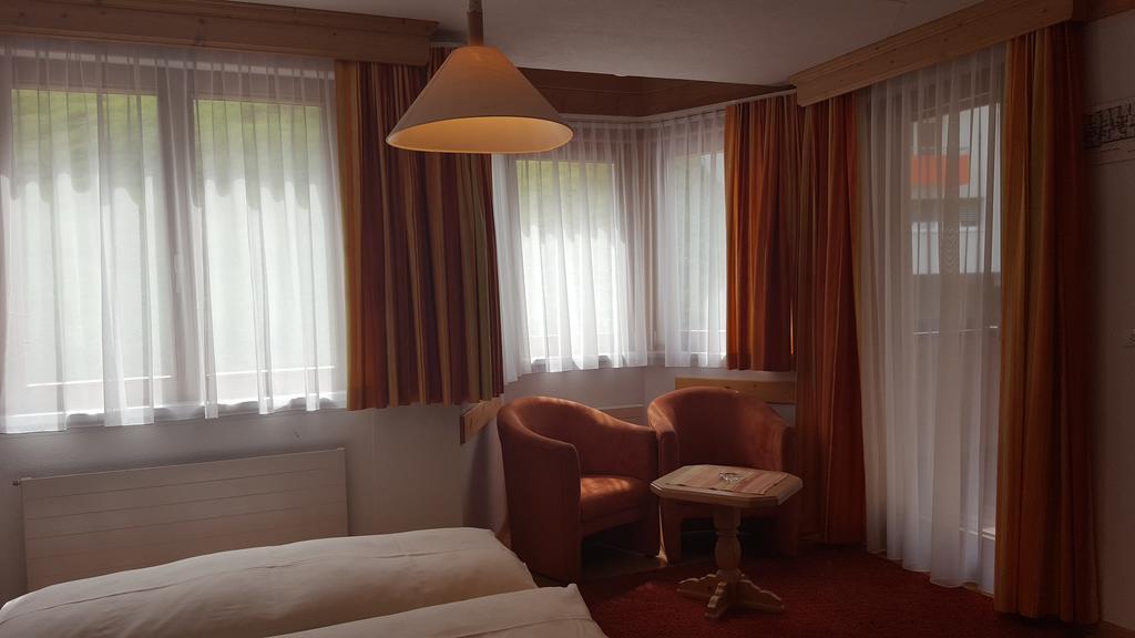 Hotel Camona & Apart Walserhof ザムナウン エクステリア 写真