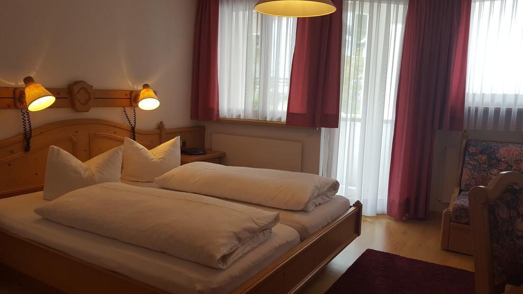 Hotel Camona & Apart Walserhof ザムナウン エクステリア 写真