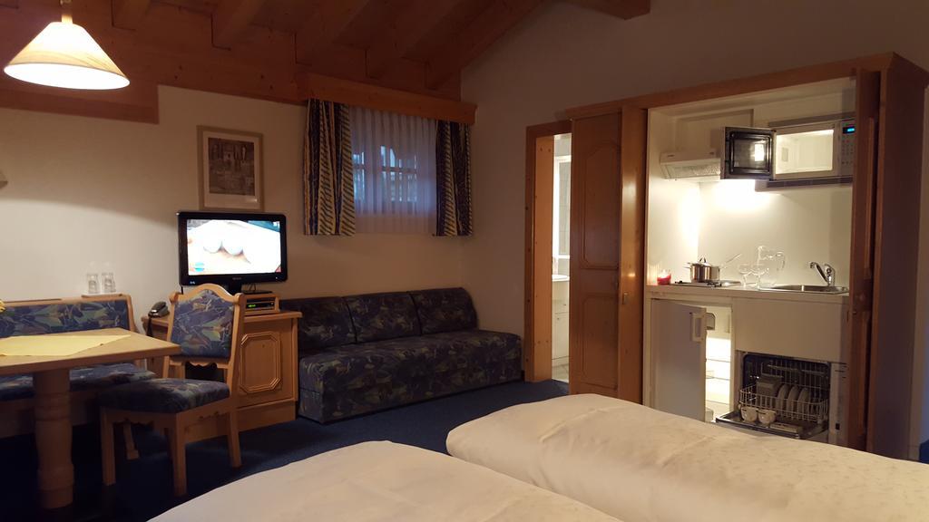 Hotel Camona & Apart Walserhof ザムナウン エクステリア 写真