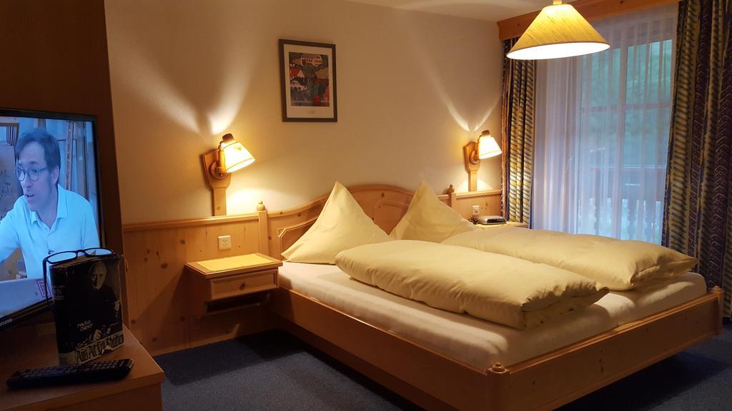 Hotel Camona & Apart Walserhof ザムナウン エクステリア 写真