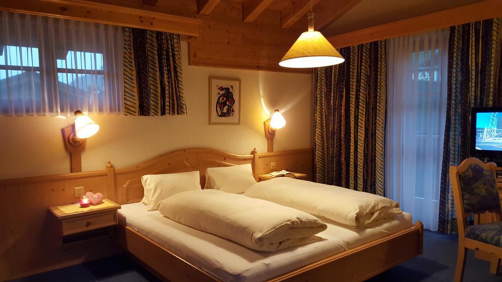 Hotel Camona & Apart Walserhof ザムナウン エクステリア 写真